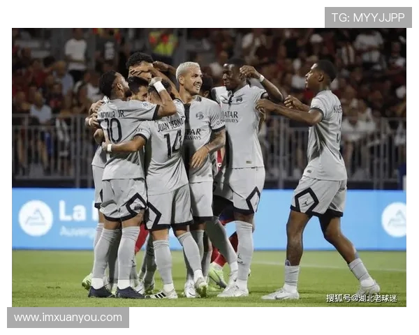 法甲球迷互动活动盘点：线下支持与线上营销双线并进