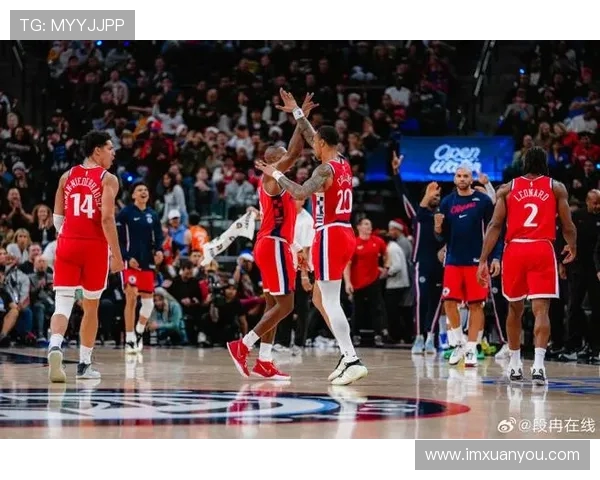 火箭队与快船的比赛视频直播全程回放