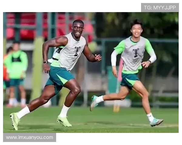 法比奥盛赞曼谷冬训安排周到感谢全体工作人员的辛勤付出